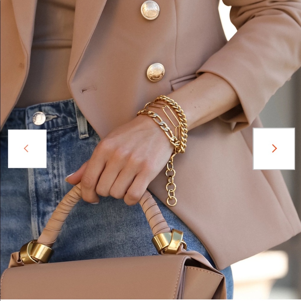 Delicate Gold Figaro Chain Bracelet*NEW